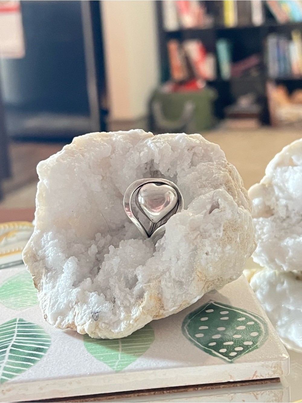 TK marked Silver Puffy Heart Wrap Ring - Picture 7 of 7